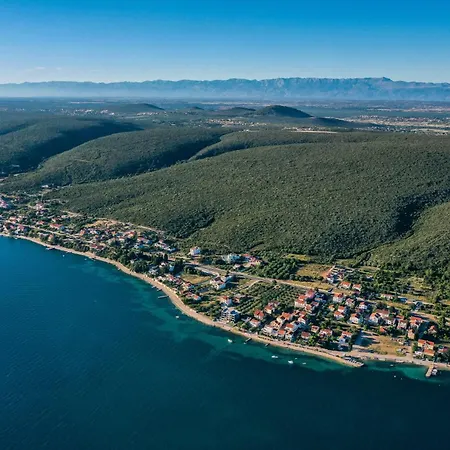 With A Parking Space Sveti Petar, Biograd - 25221 スベティ・フィリップ・イ・ヤコブ